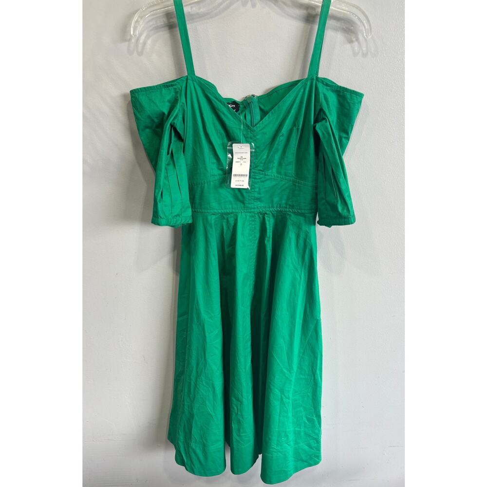 Bebe 'Sami' Cold Shoulder Dress Kelly Green Corset Top Milkmaid Coquette…